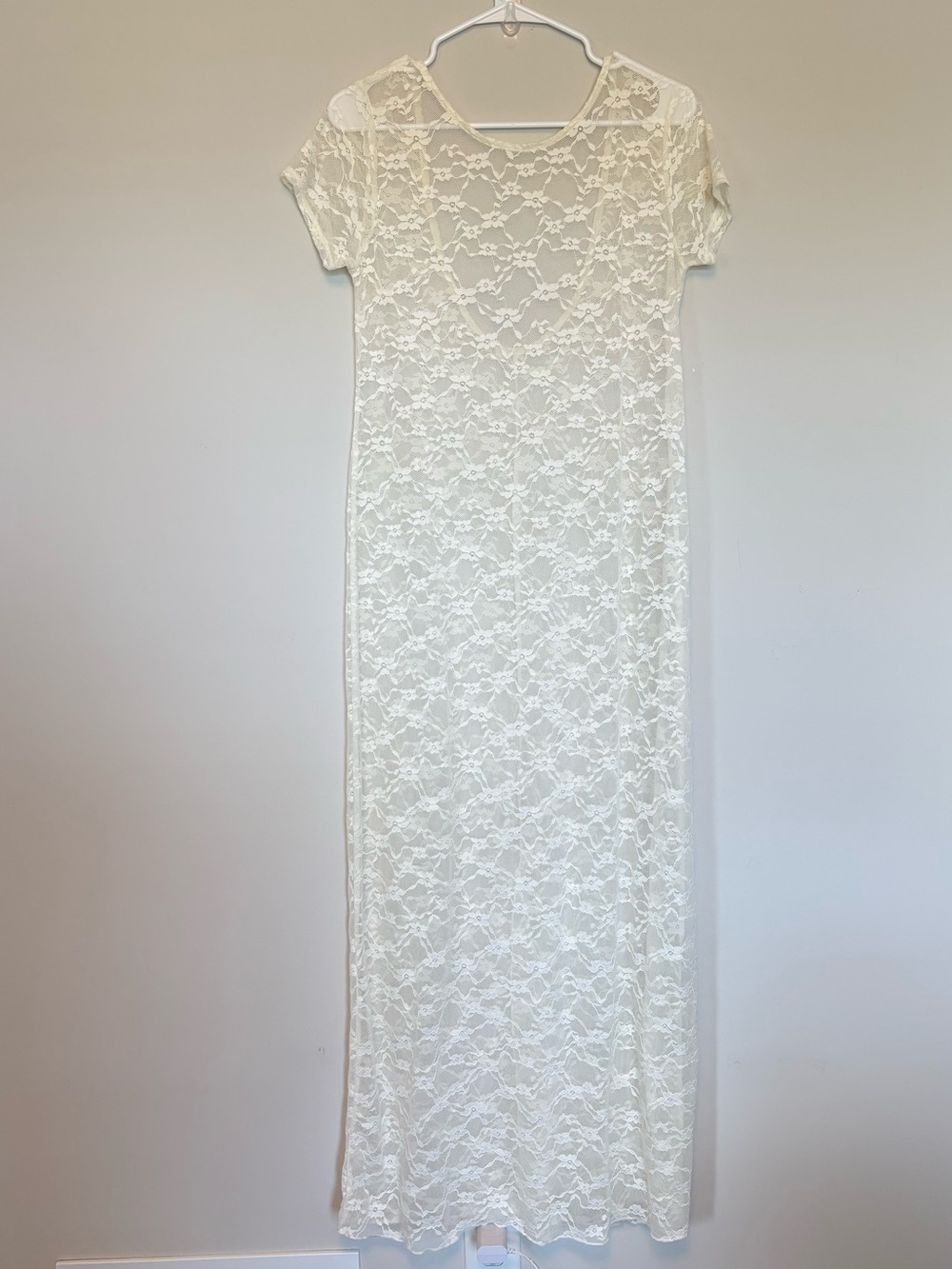 Sheer Cream Floral Lace Maxi Dress Short Sleeve Scoop Back Long Cover-Up Med